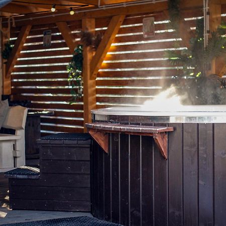 Aloha Glamp - Okragle Domki Przy Rzece - Balia I Sauna - Energylandia Zagornik Room photo